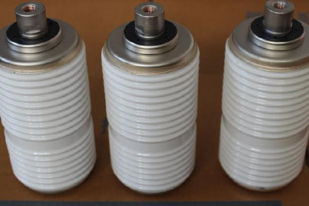 影響真空開關(guān)管價格的因素有哪些？