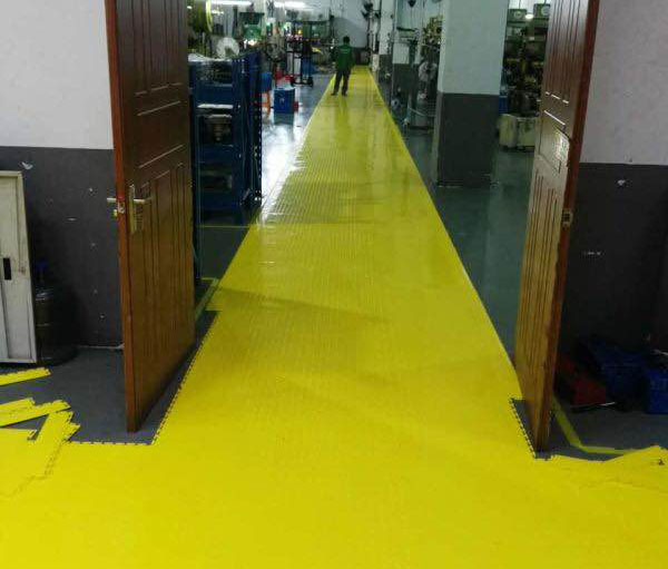 ܛ�|(zh��)�^���ذ塪܇�g��(y��ng)��