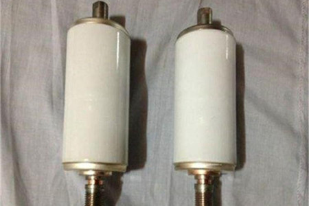 真空開關(guān)管安裝時(shí)必須注意哪幾點(diǎn)？